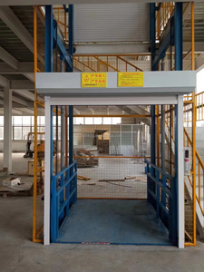 Elevador de carga de 1000kg fácil de operar, elevador de carga pequeño externo personalizado para el hogar - Product Image 2