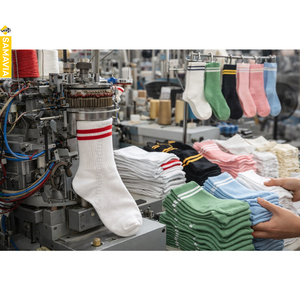 Vente en gros de chaussettes de sport en coton SAMAVIA personnalisées, respirantes, absorbant la transpiration, à motif géométrique, à hauteur de la cheville, de haute qualité, tricotées - Product Image 5