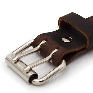 Ceinture en cuir de vache véritable de style vintage Oldtown, inspirée de la tradition héritée, avec boucle en alliage Ironhide Buckshot - Product Image 4