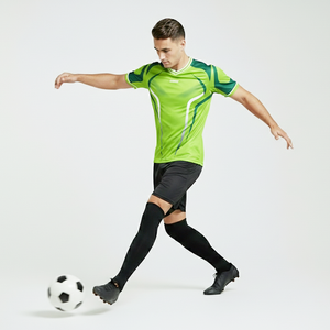 Camisetas de Fútbol Color Verde Lima con Servicios OEM, Camisetas de Fútbol Transpirables, Se Acepta Logotipo Personalizado en la Parte Delantera - Product Image 5