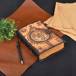 Diario con Chiusura in Metallo A5, Design Vintage con Simboli <span class=keywords><strong>Occulti</strong></span>, Copertina in Cartone |   Diario in Carta Artigianale da 100 Pagine in Stile Antico - Product Image 5