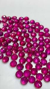 Lote de 100 Piezas de Rubíes Naturales Redondos Facetados, Color Rojo, Tamaño 4 mm, Piedras Sueltas, Precio al por Mayor, Fabricante de Rubíes para Exportación - Product Image 4