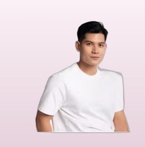 Camiseta Básica Unisex ANIMA para Uso Diario - Product Image 1