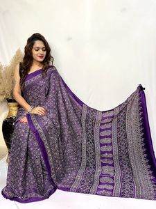 Sari en soie Gajji Ajrakh Royal Heritage |   Artisanat de teinture naturelle avec des motifs traditionnels faits à la main - Product Image 2