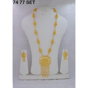 Trendy Gold Plated Alloy Fashion Jewelry Set Gold Plated Women's Classic Alloy Necklace and Earring Set for <b>Wedding</b> Engagement - Product Image 1