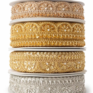 Ruban de dentelle brodé perlé, bordure florale à sequins or et argent, soluble dans l'eau, pour robe de mariée, sari, lehenga, chaussures, sacs - Product Image 1