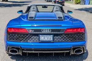 รถยนต์<span class=keywords><strong>มือสอง</strong></span>ที่เชื่อถือได้ ปี 2022 <span class=keywords><strong>Audi</strong></span> <span class=keywords><strong>R8</strong></span> V10 Performance Spyder RWD - Product Image 3