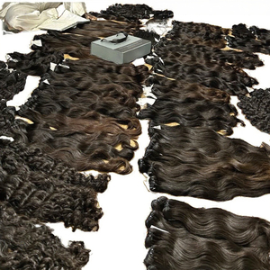 100% cheveux humains en vrac indiens vierges non traités cheveux bouclés en vrac de style vague naturelle d'origine indienne - Product Image 1