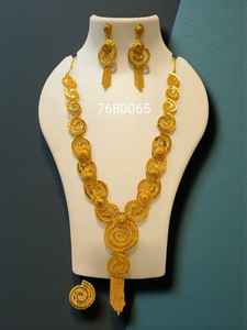 AWAIS HOUSE ชุดเครื่องประดับงานแต่งงาน สร้อยคอและกำไลข้อมือฮิปฮอปประดับเพชรแบบอินฟินิตี้ ชุบทอง 6 กรัม สำหรับเทศกาลผู้หญิงแอฟริกัน - Product Image 3