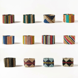 Bracelets en perles de verre faites à la main en vrac, bijoux d'amitié bohèmes, perles colorées empilables pour cadeau de merchandising de concert style Taylor - Product Image 1