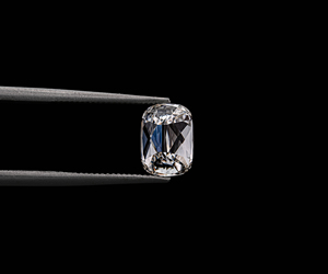 Diamante Sintético de Laboratorio de 1.05 CT, Corte Cojín, Color Fantasía, Certificado IGI, de Mina Antigua - Product Image 4