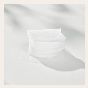 Disques de coton pour le visage Myuseutem Korean K-Beauty Cica Biome Calming Essence Pad 60 feuilles Fabriqué en Corée - Product Image 6