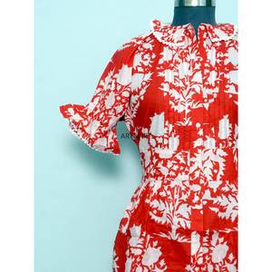 T-shirt moderne coupe ajustée imprimé floral estival 100 % coton lavable, touche féminine décontractée, col rond à volants, mini-manches courtes - Product Image 3
