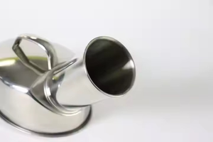 Urinoir masculin de qualité supérieure en acier inoxydable, réutilisable, autoclavable, de qualité médicale, bouteille de collecte d'urine pour hôpital avec poignée - Product Image 5