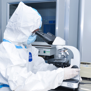 Servilletas sanitarias desechables Súper suaves Diseño de nube 3D transpirable para uso diario y servilleta de higiene de etiqueta privada - Product Image 6