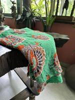 Selimut Rajut Kantha Gudri Bengali Etnik Buatan Tangan dari Katun, Bermotif Geometris dan Bunga, Dapat Dibalik, Gaya Boho Vintage