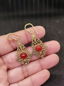 Pendientes de Latón con Cabujón de Ónix Rojo, Joyería Bohemia, Diseño Personalizado del Fabricante - Product Image 5