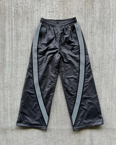 กางเกงวอร์มผ้าโพลีเอสเตอร์สำหรับทั้งชายและหญิงกางเกงลายทางแบบลำลองมีกระเป๋าน้ำหนักเบาดีไซน์ระดับกลางสำหรับผู้ชาย100% งานตามสั่ง - Product Image 1