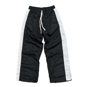 Pantalones de hombre personalizados, estilo baggy, negros, acampanados, de alta calidad, de nailon y poliéster, estilo urbano, para hombre. - Product Image 1