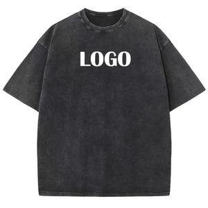 Camiseta oversize con hombros caídos y pantalones cortos a juego, conjunto de ropa urbana personalizada para hombre, diseño OEM de moda urbana. - Product Image 5