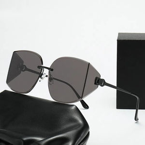 Nouveauté, lunettes de soleil de luxe sans monture, design tendance, protection UV, lunettes de soleil pour l'extérieur, plage, voyage, unisexe - Product Image 5