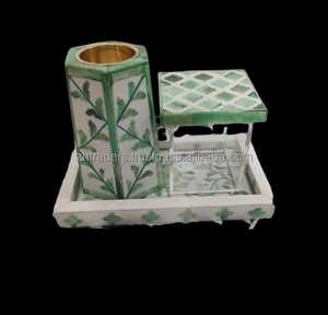 Porte-encens artisanal de qualité supérieure pour les occasions religieuses et festives, ensemble de brûleur à bakhoor de luxe en perle du désert et de pot en acrylique - Product Image 4