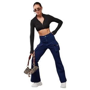 Jean en denim extensible coupe bootcut taille haute court pour femme - Product Image 1