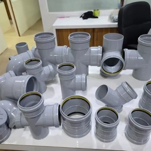 ท่อประปาพีวีซีเกรดพรีเมียมสำหรับส่งออก ขนาด 110 มม. (4 นิ้ว) ปลายเรียบ ทนแรงดันสูง แบบเชื่อมต่อ Sol Fit ทนทาน ความยาวสามเมตร ท่อส่งน้ำแบบแข็ง - Product Image 5