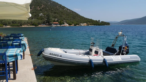 N-o-v-u-r-a-n-i-a M-X 570 Barco de primera clase - Product Image 2