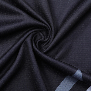 Maillot de football personnalisé pour homme, manches courtes, noir avec accents blancs et rouges, sublimé, en polyester respirant, coupe régulière pour adulte - Product Image 5