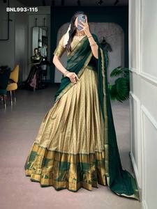 Conjunto de lehenga acampanado de alta calidad en polialgodón con diseño de buti tejido y borde con motivos tradicionales tejidos con zari. Proveedor mundial. - Product Image 4