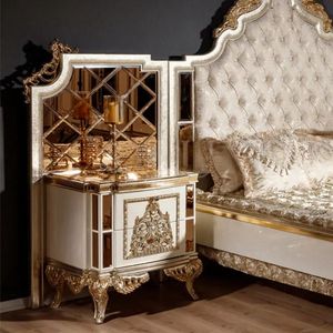 Offre Spéciale : Ensemble de Chambre Emma Luxe Classique Blanc et Or pour Hôtel – Cadre de Lit Capitonnée avec Tête de Lit Haute et Sculptée en Bois - Product Image 4