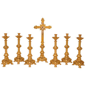 Juego de 7 Piezas de Cruz de Altar y Candelabros |   Juego de Altar de Latón para Iglesia - DOUBLE VEE EXPORTS - Product Image 1