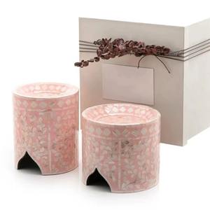 แท่นวางช็อกโกแลตสีชมพูประดับมุกสำหรับจัดวางขนมหวาน ตกแต่งโต๊ะงานเลี้ยงที่บ้าน และตกแต่งสไตล์หวานหรูหราจากอินเดีย - Product Image 1