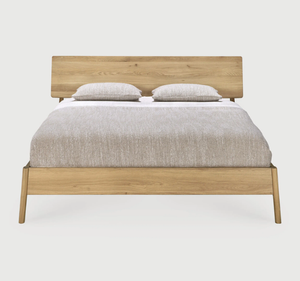 โครงเตียงไม้สักแบบมินิมอลของโรงแรมฮาเลคูลานี - Product Image 3