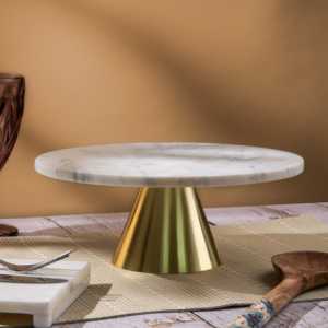 ขาตั้งเค้กหินอ่อนสีเขียว Spruce Exports พร้อมฐานสีทองหรูหรา เป็นมิตรกับสิ่งแวดล้อมและทำด้วยมือ ใช้กับไมโครเวฟได้ เหมาะสำหรับเสิร์ฟขนมหวาน - Product Image 3