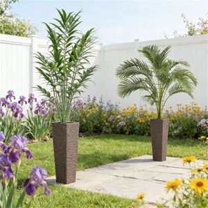 Juego de 2 Macetas y Jardineras de Plástico Marrón para Exteriores, para Jardín y Hogar - Product Image 1