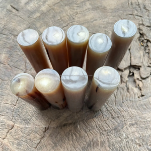 Rouleaux de longue corne de buffle polis noirs et blancs naturels fabriqués à la main conçus dans un élégant style animal Rouleaux de corne de boeuf par FWE - Product Image 4