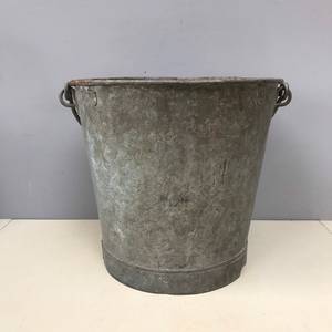 Cubo Decorativo Galvanizado para Bodas, Fiestas y Eventos - Product Image 1