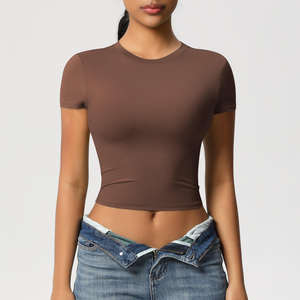 Camiseta Deportiva de Yoga de Manga Corta para Mujer, de Secado Rápido, con Logotipo Personalizado, Cuello Ajustado, para Gimnasio, Running, con Botones, Ecológica y Transpirable - Product Image 6