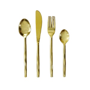 Couverts en acier inoxydable fabriqués à la main en Inde, couverts argenterie dorée, vont au lave-vaisselle pour les fêtes de mariage et les festivals - Product Image 1