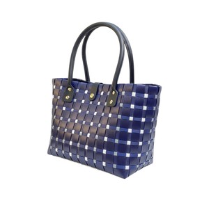Sac et sac à main artisanaux personnalisables, prix d'usine, en matière plastique premium, pour les voyages quotidiens des femmes modernes - Product Image 1