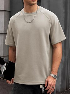 เสื้อยืดโอเวอร์ไซส์ผ้าฝ้ายแท้ 100% น้ำหนัก 220 กรัม พิมพ์ลายตามสั่งที่ไหล่ สไตล์ฮิปฮอป ไซส์พลัส ผ้าฝ้ายแท้ 100% ทรงบ็อกซี่ สำหรับผู้ชาย - Product Image 3