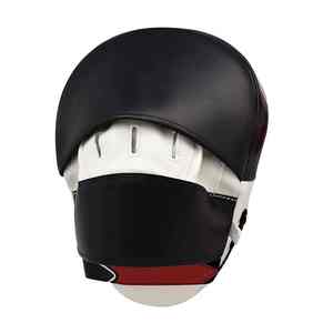 Diseña tus propios focus pads de cuero con el logo OME para boxeo. - Product Image 5