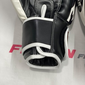Nouveaux gants de boxe Muay Thai personnalisés entièrement imprimés, design jumeaux, pour entraînement, combat et sparring, en cuir de vachette véritable, gants MMA. - Product Image 4