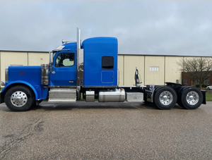 MEJOR DESCUENTO ASEQUIBLE 2025 2024 2023 Camión Semi-Dormitorio PETERBILT 589 Camión Dormitorio Económico 589 - Product Image 5