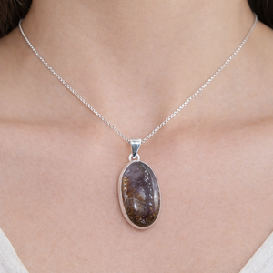 Colgante de Plata de Ley 925 con Gema Super Siete, Cabujón Ovalado Hecho a Mano, Joyería Boho, Colgante de Cristal Curativo para Mujer - Product Image 2