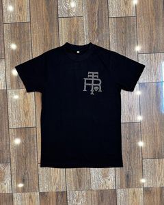 เสื้อยืดโอเวอร์ไซส์ผ้าฝ้ายแฟชั่นสตรีทแวร์ทรงบ็อกซี่ลายโลโก้ประดับเพชรแบบใหม่สำหรับผู้ชายใส่หน้าร้อน - Product Image 2