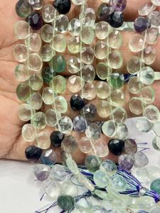 Cuentas facetadas de fluorita verde natural AAA en forma de corazón, tamaño 6-7 mm aprox. Cadena de 8 Pulgadas - Product Image 5