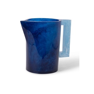 Carafe en résine haut de gamme, faite à la main, écologique, sans BPA, compatible micro-ondes, pour une touche contemporaine à la maison, élégante pour la cuisine et la salle à manger - Product Image 2